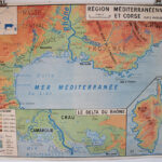 Photo 1 - Affiche carte région méditerranéenne Corse et  Massif Central