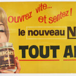 Photo 1 - Affiche publicitaire Nescafé