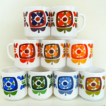 Série complète de 9 mugs Mobil