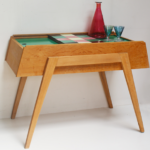 Table basse à compartiments