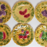 Assiette Sarreguemines barbotine