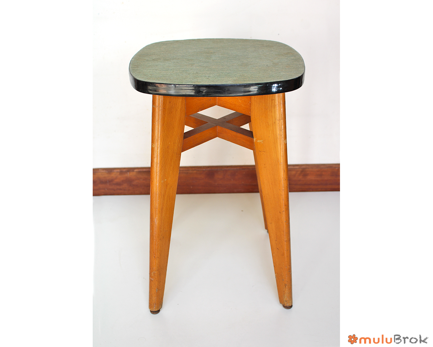 Tabouret