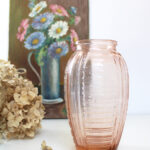 Photo 1 - Vase en verre rose