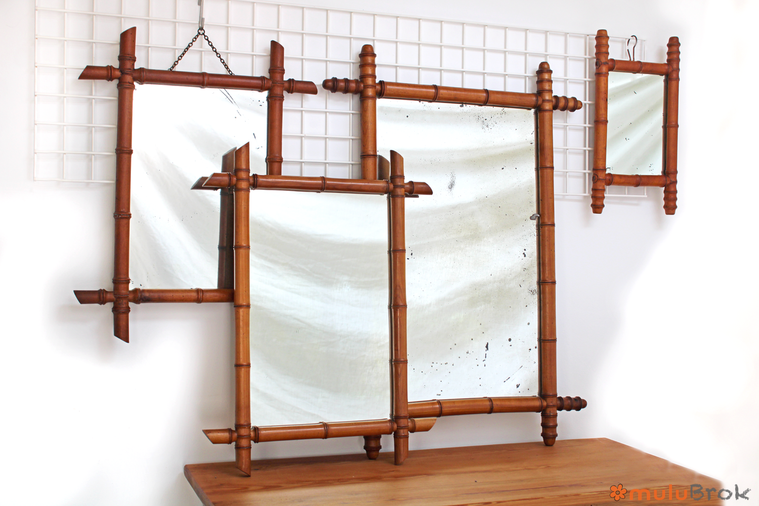 Miroirs en bois tourné et bambou