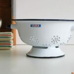 Passoire émaillée Lustucru