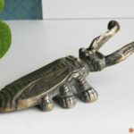 Tire bottes scarabée