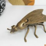 Mouche cendrier laiton
