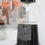 Photo 2 - Distributeur de bonbons