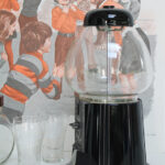 Photo 5 - Distributeur de bonbons