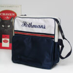 Photo 1 - Sac Rothmans cigarettes