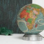 Globe terrestre lumineux Perrina