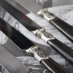 Photo 1 - Couteaux en corne