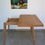 Photo 3 - Table à plateau pivotant