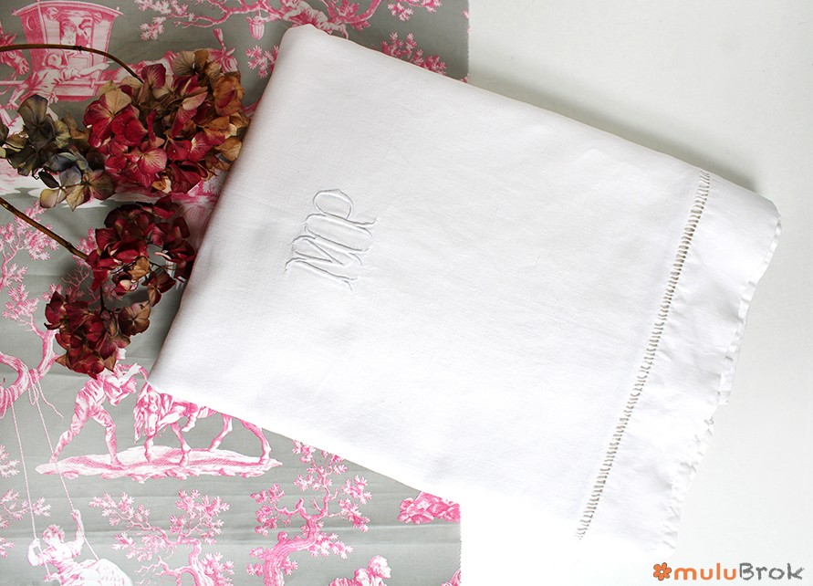 Drap de lit ancien monogrammé