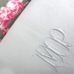 Photo 4 - Drap de lit ancien monogrammé