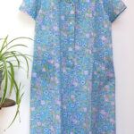 Photo 1 - Robe vintage à fleurs bleues