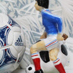 Photo 4 - Statuette footballeur France
