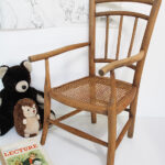Photo 2 - Fauteuil bois et cannage enfant