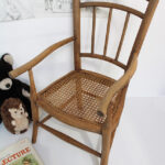 Photo 3 - Fauteuil bois et cannage enfant