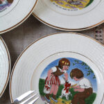 Photo 9 - Assiettes Sarreguemines Scènes d&rsquo;enfants