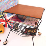 Photo 3 - Table porte vinyles